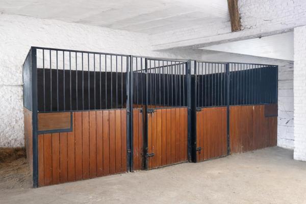 Immeuble Villers Cotterets 10 pièce(s) 240m2 et 300m2