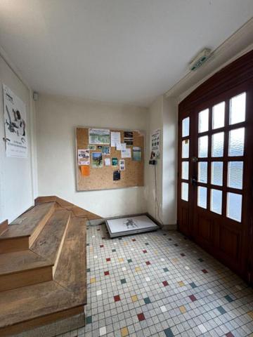 Immeuble Villers Cotterets 10 pièce(s) 240m2 et 300m2