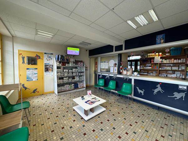 Immeuble Villers Cotterets 10 pièce(s) 240m2 et 300m2