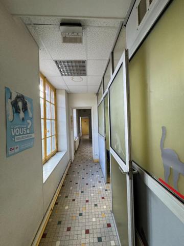 Immeuble Villers Cotterets 10 pièce(s) 240m2 et 300m2