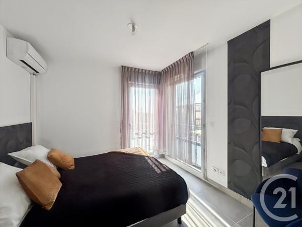 Appartement T5 à vendre  5 pièces - 110,68 m2 BANDOL - 83