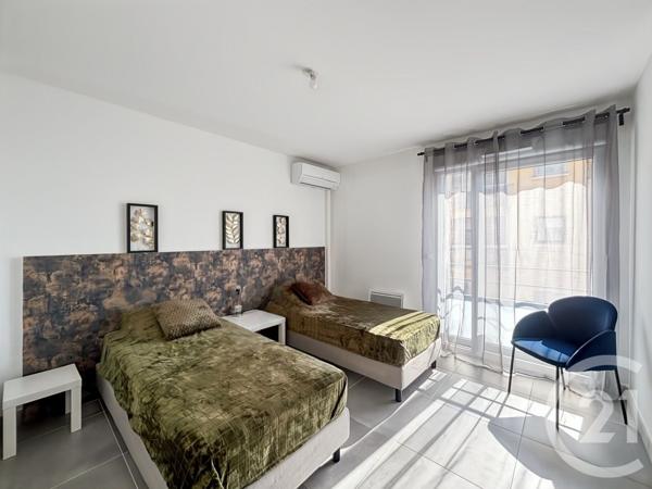 Appartement T5 à vendre  5 pièces - 110,68 m2 BANDOL - 83