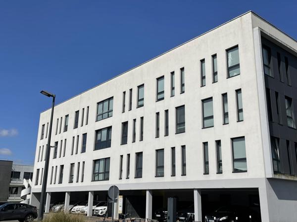 BUREAUX À LA LOCATION-330 M²-VERTOU PROCHE PÉRIPHÉRIQUE