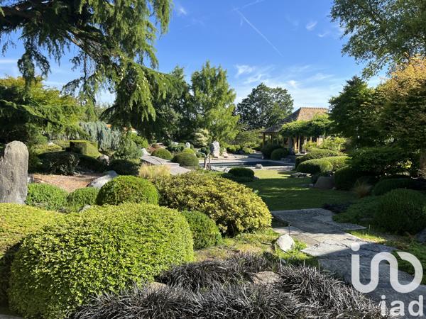 Maison à vendre 20 pièces 670 m² Thoiry