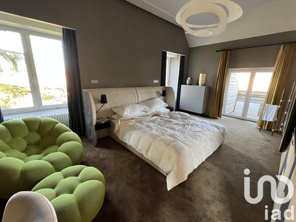 Maison à vendre 20 pièces 670 m² Thoiry