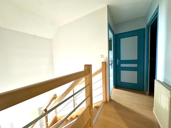 Maison à vendre 5 chambres - vie de plain-pied - jardin 1200m² - à 3 minutes de Doué-la-Fontaine