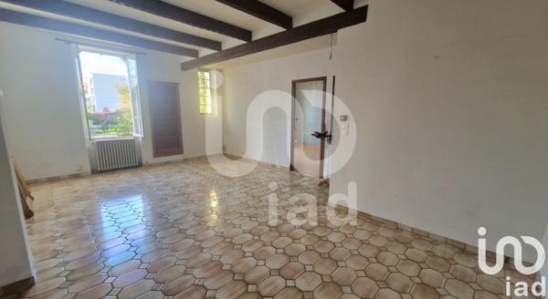 Maison de ville 4 pièces de 107 m² à Nîmes (30000)