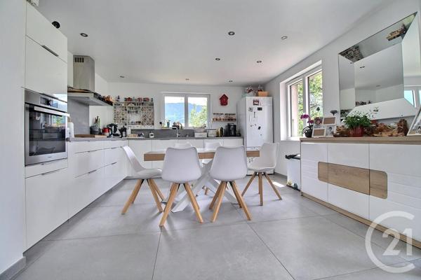 Maison à vendre  6 pièces - 155 m2 PERRIGNIER - 74