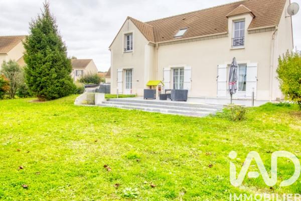 Maison à vendre 6 pièces 208 m² Magny-en-Vexin