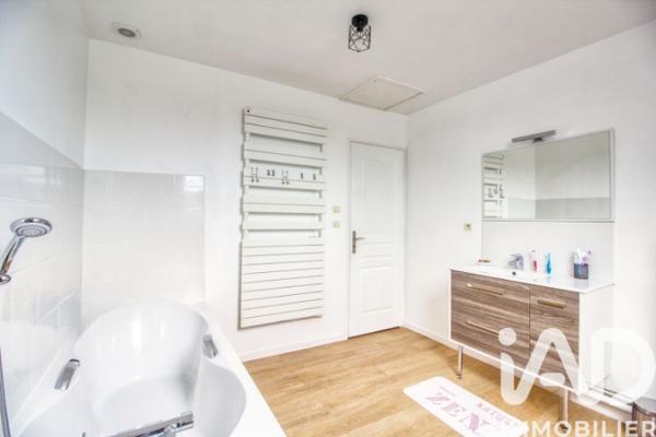 Maison à vendre 6 pièces 208 m² Magny-en-Vexin