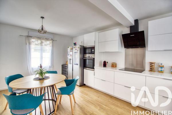 Maison à vendre 6 pièces 208 m² Magny-en-Vexin