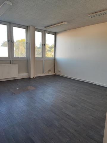 A LOUER - LIMOGES NORD- Bureaux 110 m²