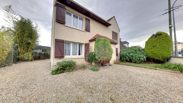 Studio à Roissy en Brie