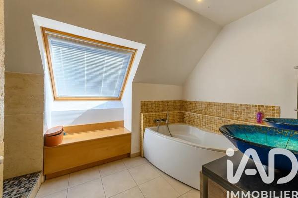 Maison à vendre 8 pièces 244,72 m² La Queue-en-Brie