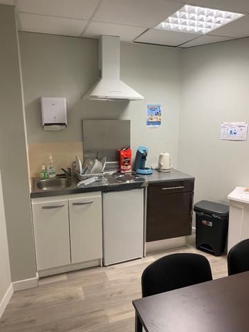 A louer Bureaux AYTRE 508 m²