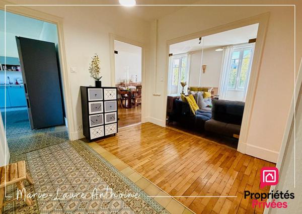 Appartement Bourg-en-bresse 5 pièce(s) 214.75 m2