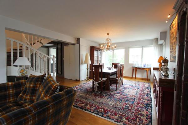 UN SUPERBE DUPLEX AVEC VUE SUR L'ODET, ASCENSEUR & GARAGE. - A QUIMPER Quimper CENTRE