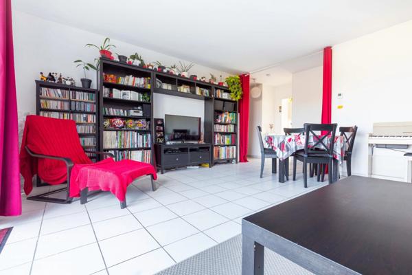 LONGVIC SUPERBE T4 DE 82.75 M2 AU DERNIER ETAGE