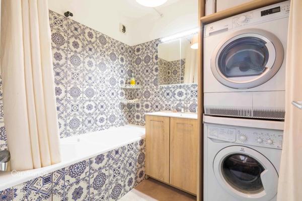 LONGVIC SUPERBE T4 DE 82.75 M2 AU DERNIER ETAGE