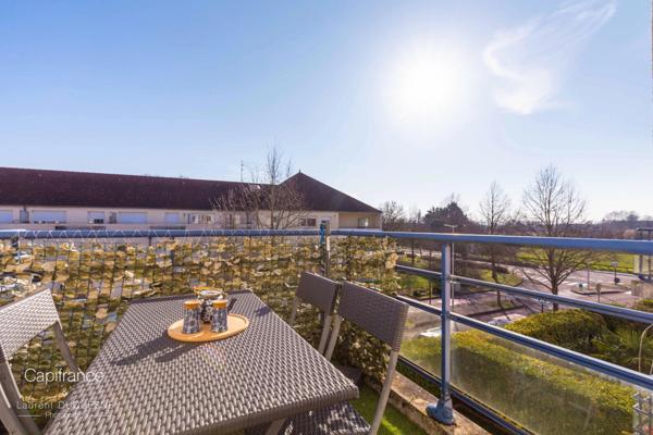 LONGVIC SUPERBE T4 DE 82.75 M2 AU DERNIER ETAGE