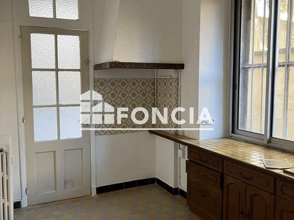 Location Local commercial 3 pièces 128 m² - 1-3 RUE HENRI FABRE Avignon 84000