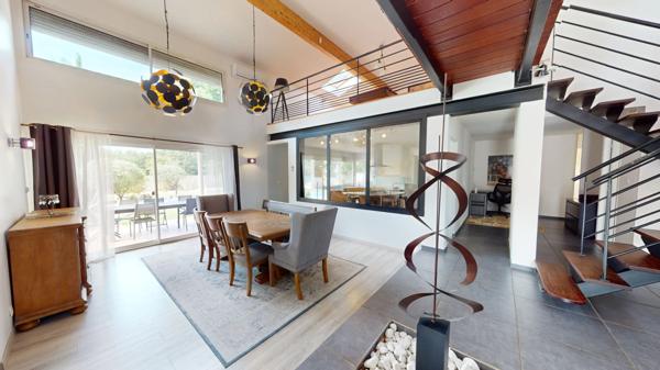 COLOMIERS PERGET Villa ARCHITECTE T7 272m² avec piscine et garage!