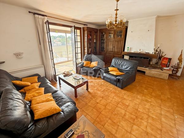 LES PENNES MIRABEAU - EXCLUSIVITE - Maison T4 + sous-sol et garage sur parcelle de  420m2