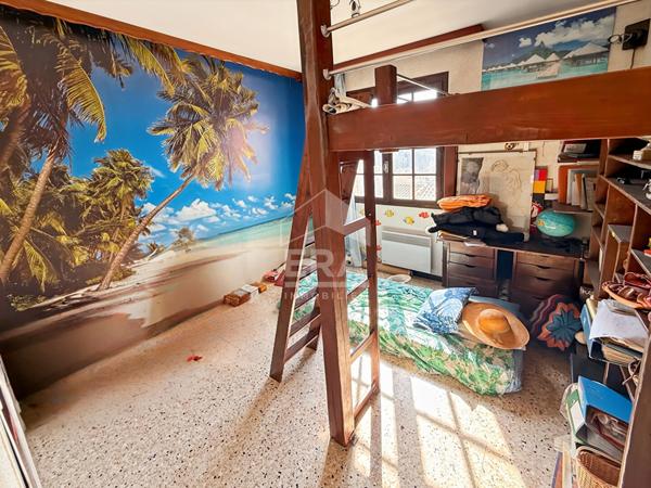 LES PENNES MIRABEAU - EXCLUSIVITE - Maison T4 + sous-sol et garage sur parcelle de  420m2