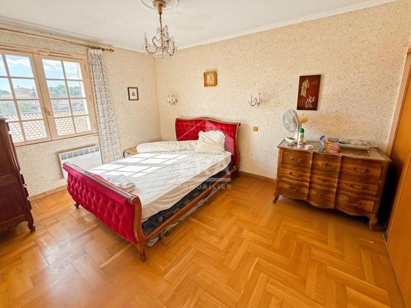 LES PENNES MIRABEAU - EXCLUSIVITE - Maison T4 + sous-sol et garage sur parcelle de  420m2