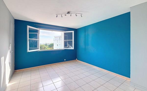 Appartement à vendre    3 pièces • 51 m2 Saint-Laurent-du-Var