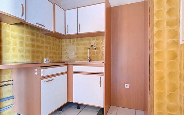 Appartement à vendre    3 pièces • 51 m2 Saint-Laurent-du-Var