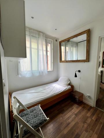 TROUVILLE-SUR-MER – Rue des Bains – 2 pièces à 2 pas de la plage