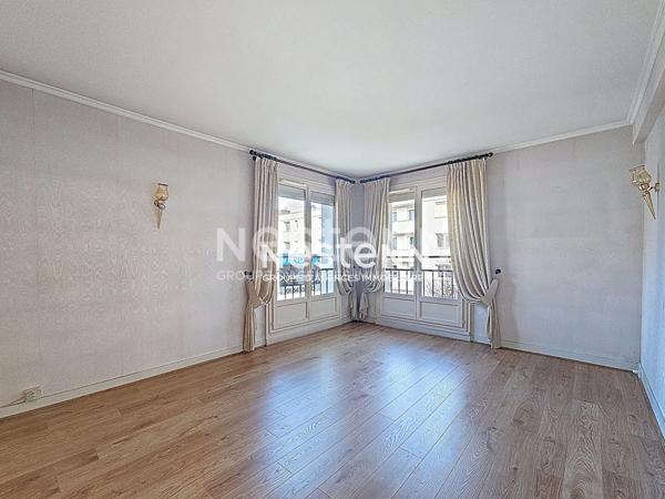 Chilly-Mazarin T3 avec Loggia et Box dans la résidence recherchée des Aulnes, proche centre-ville.