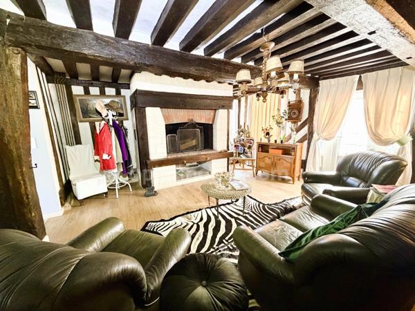 Élégante demeure bourgeoise du XIXᵉ – Parc paysager - Centre bourg- Saint-Julien-le-Faucon (14140)