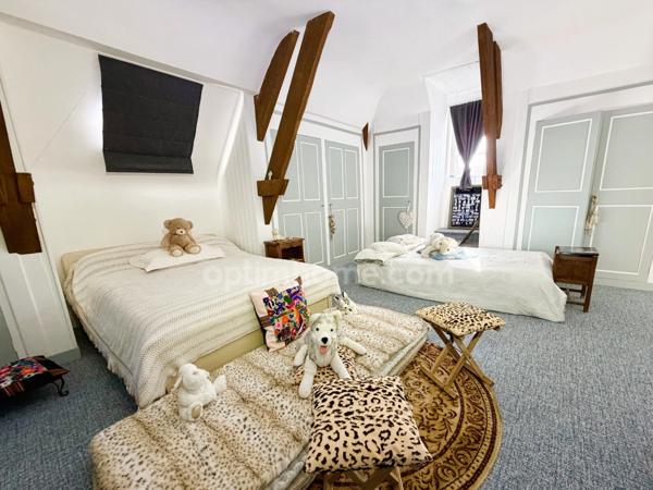 Élégante demeure bourgeoise du XIXᵉ – Parc paysager - Centre bourg- Saint-Julien-le-Faucon (14140)