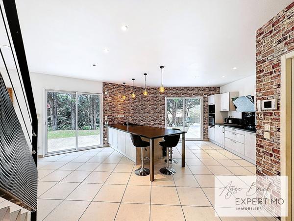 Ternay (69360) Ternay – Maison 5 chambres - 170 m² sur 1 028 m² de terrain clos, prestations complètes !