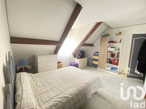 Maison traditionnelle 7 pièces de 200 m² à Villejuif (94800)