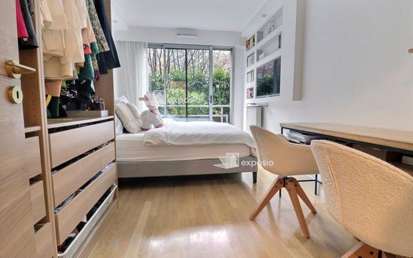 Appartement à vendre    3 pièces • 62,62 m2 Paris 19