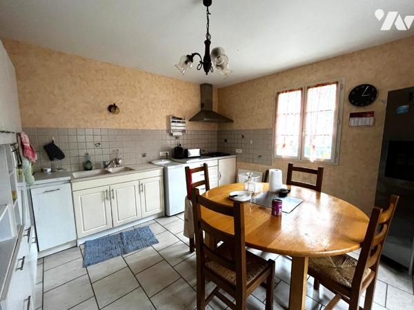 Maison 4 pièces, deux chambres à VAL D'ESNOMS