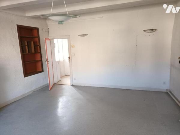 Lot de deux immeubles de rapport