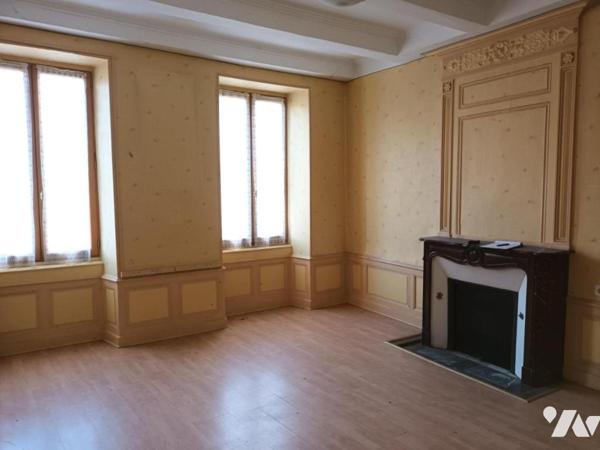 Lot de deux immeubles de rapport