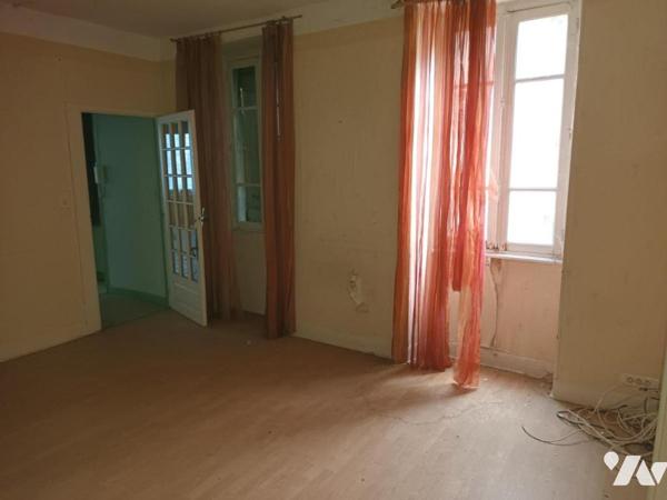 Lot de deux immeubles de rapport