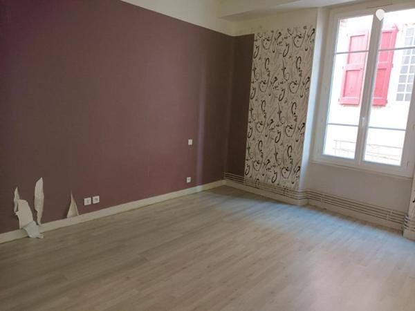 Lot de deux immeubles de rapport