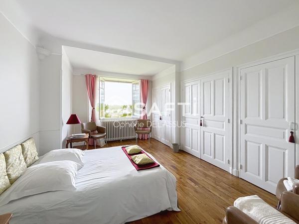 PANORAMA D'EXCEPTION ET CHARME AUTHENTIQUE-GÎTE PRÊT À EXPLOITER !