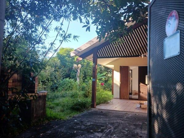 1 HAUT DE MOUFIA – A VENDRE