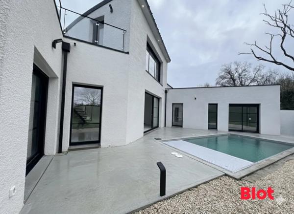 Maison 4 pièce(s)