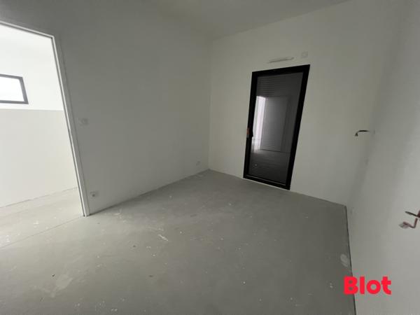 Maison 4 pièce(s)