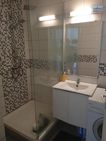 A LOUER APPARTEMENT T2 DE 53 M2 DE SURFACE AVEC VUE MER A SOURIS CHAUDE, TROIS BASSINS