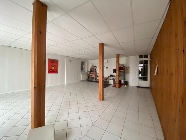 IMMEUBLE A AGEN TRES BON ETAT GENERAL