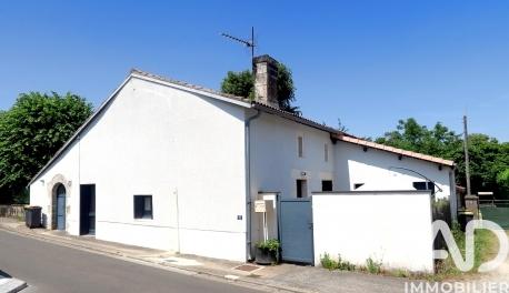 Maison à vendre 7 pièces 120 m² Roches-Prémarie-Andillé